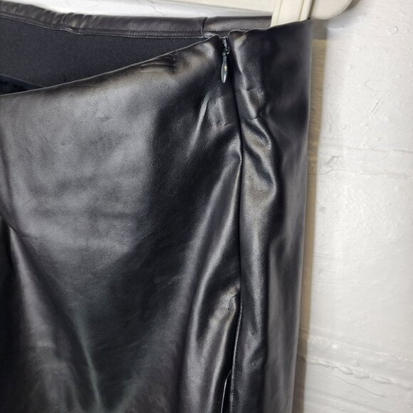 Old Navy Women's Size 18 Faux Leather Pants Skinny Extra High Rise Side Zip - Picture 4 of 6